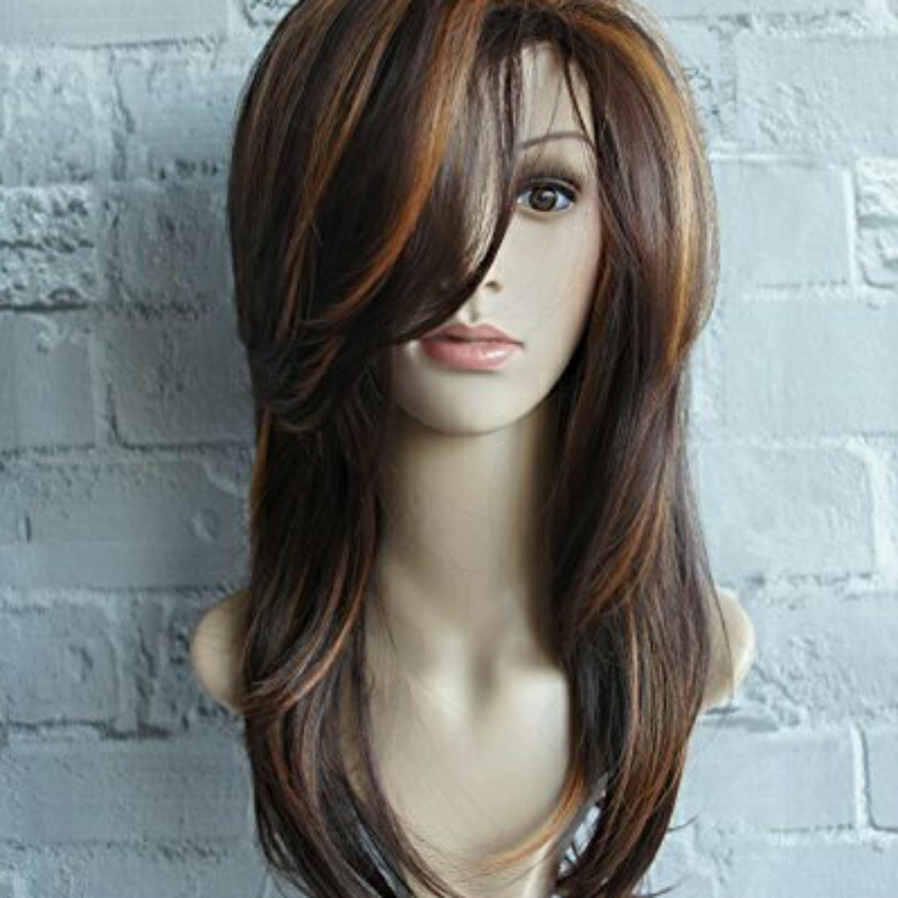 Long Layered Shoulder Length wig light brown - Picture 3 of 5